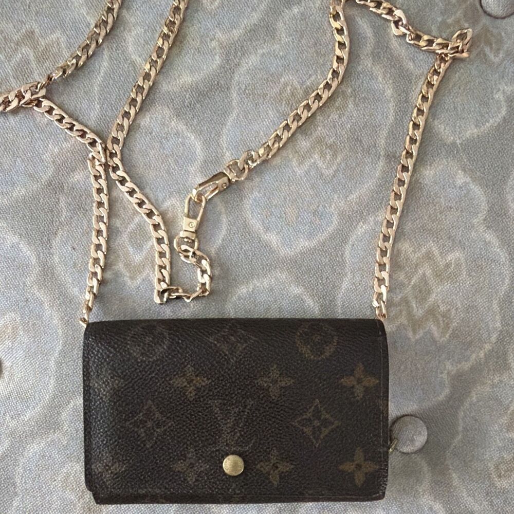 Auth Louis Vuitton Monogram Compact Zip Wallet Crossbody Chain Conversion COA - Picture 1 of 8
